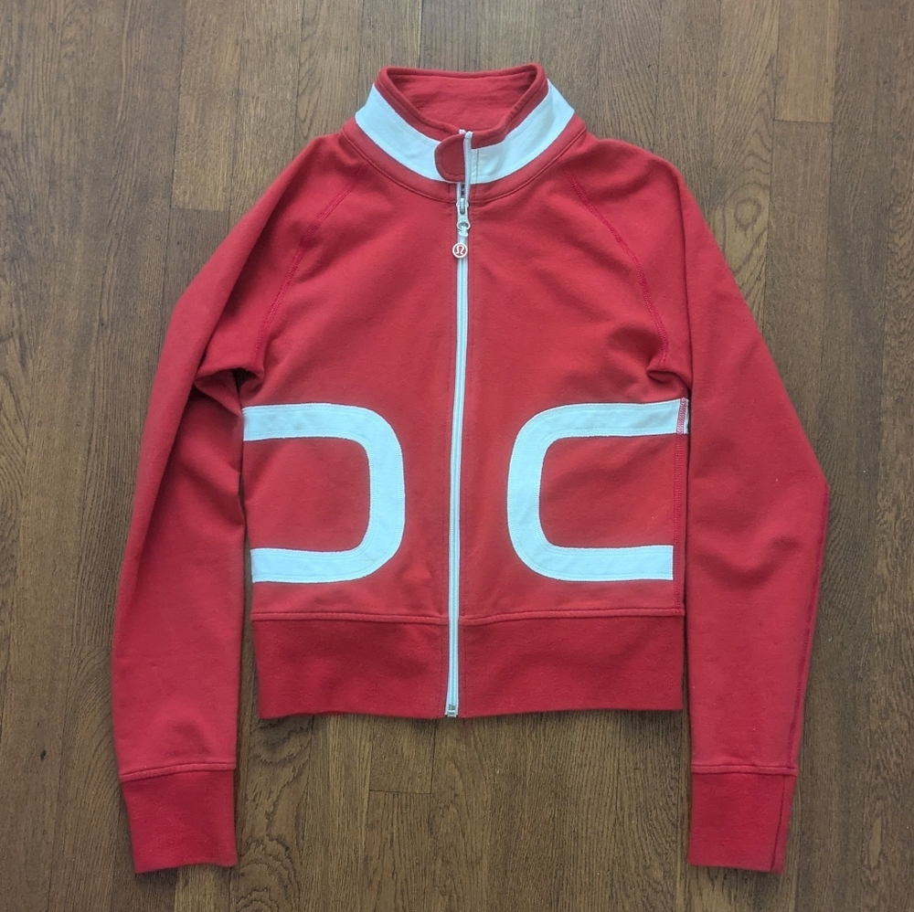 RARE Vintage UNWORN OG Lululemon Jacket, Size 6, No Longer Made